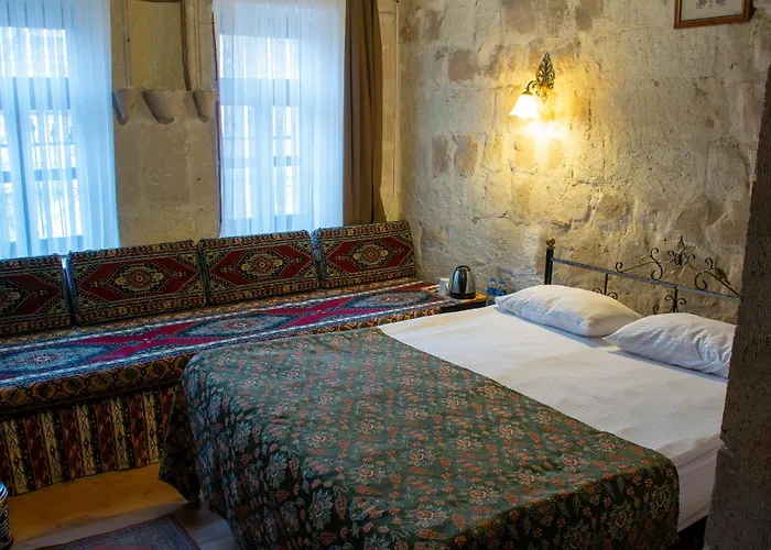 Alaca Cave Cappadocia ホテル ギョレメ