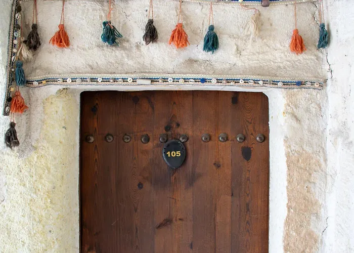 Alaca Cave Cappadocia * ギョレメ