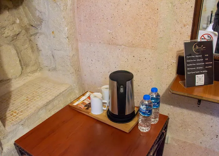 Alaca Cave Cappadocia ホテル