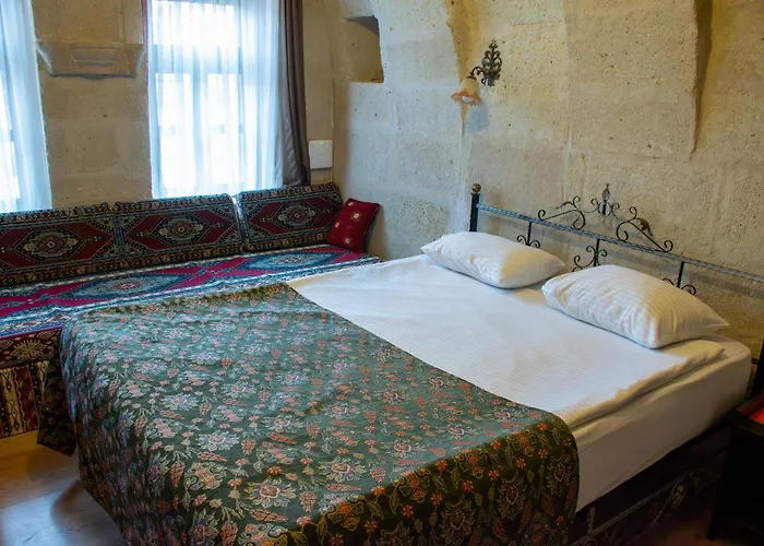 Alaca Cave Cappadocia * ギョレメ