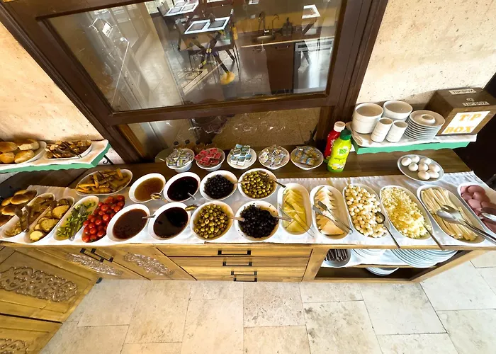 Alaca Cave Cappadocia * ギョレメ